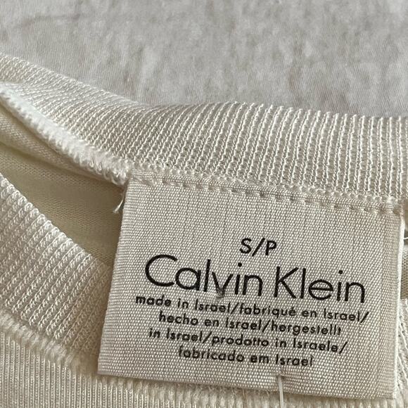Calvin Klein Shirt 1pc Simply Smooth Crew Cream Size S NWT - Picture 3 of 5